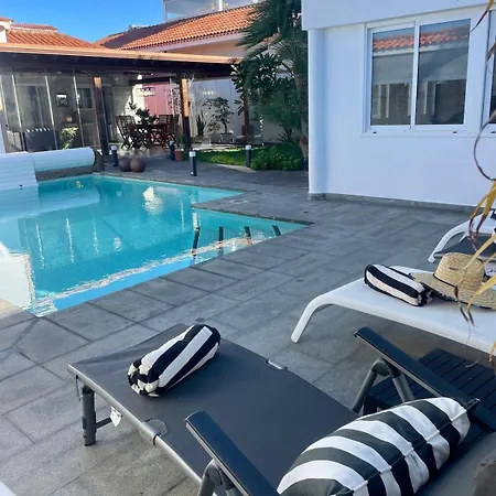 Casa Venezuela Con Piscina Climatizada Y Privada ロス・レアレホス
